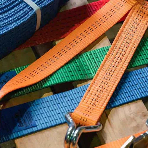 How to Use a Ratchet Strap Correctly