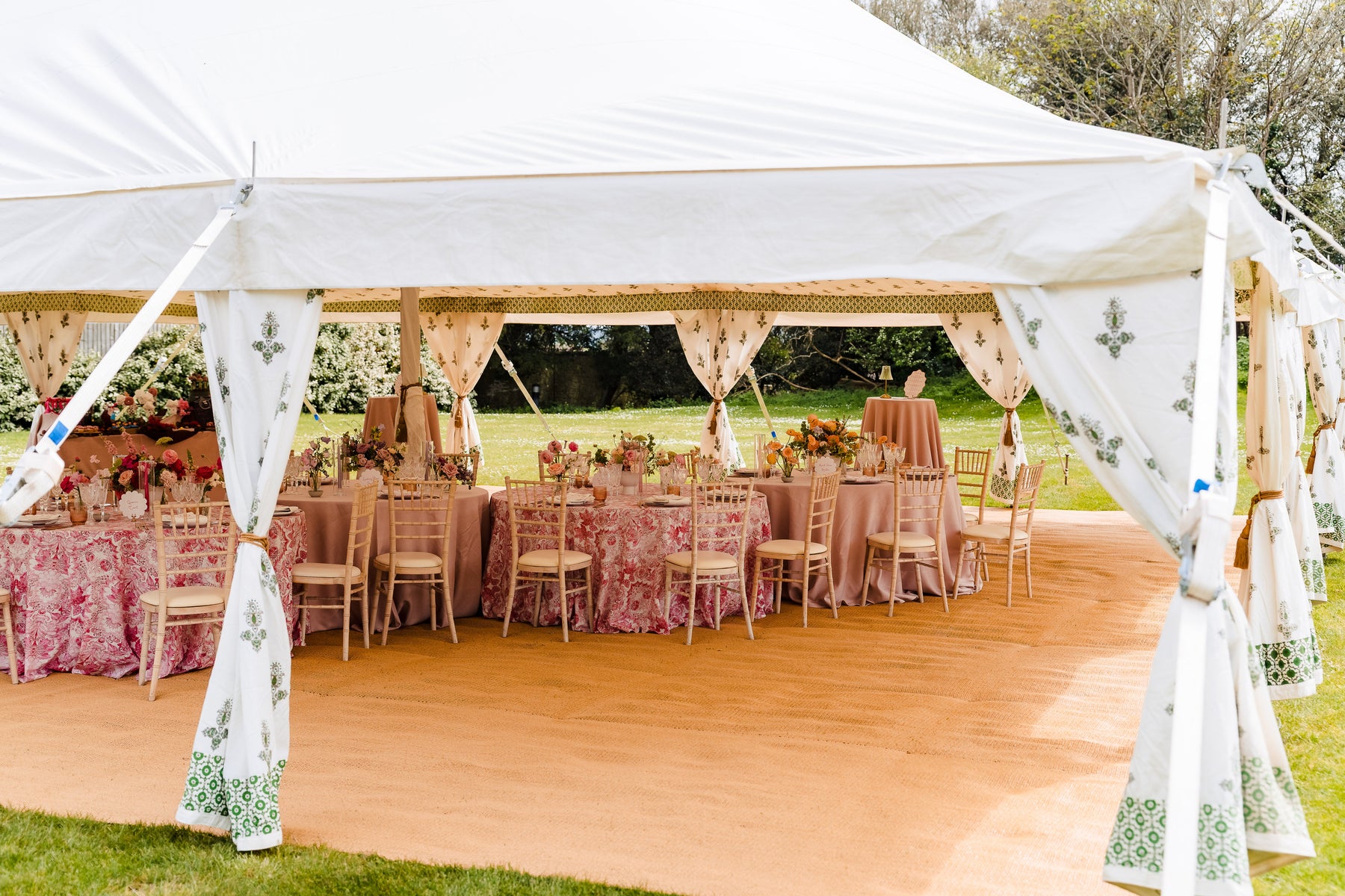 White Ratchet Straps in Action: Clevedon Hall Marquee Installation